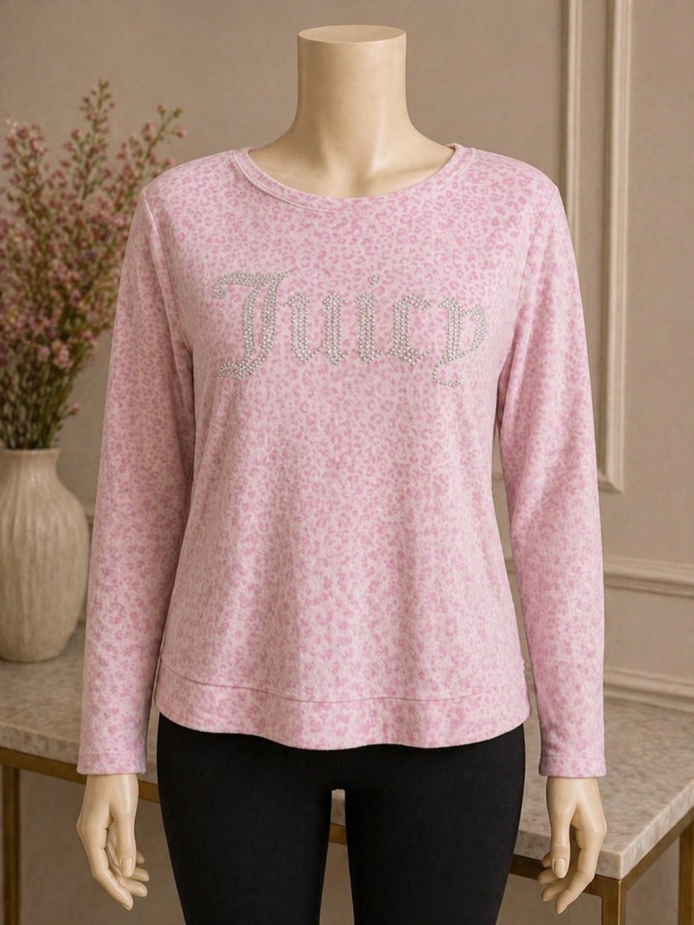 Juicy contour, pink pajama top soft